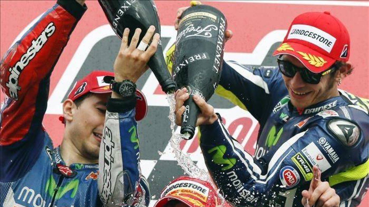 Marc Márquez renueva su título mundial y continúa batiendo récords.-EFE