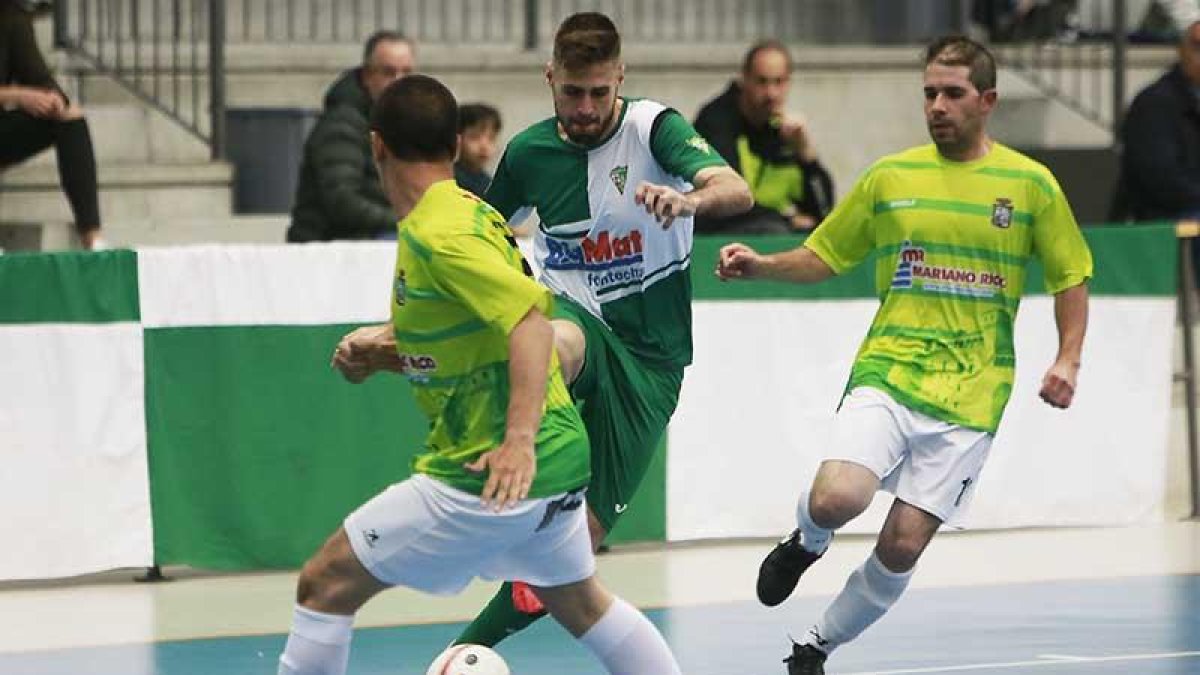 El Círculo BigMat Fontecha se impuso en la cancha del Laskorain.-RAÚL G. OCHOA