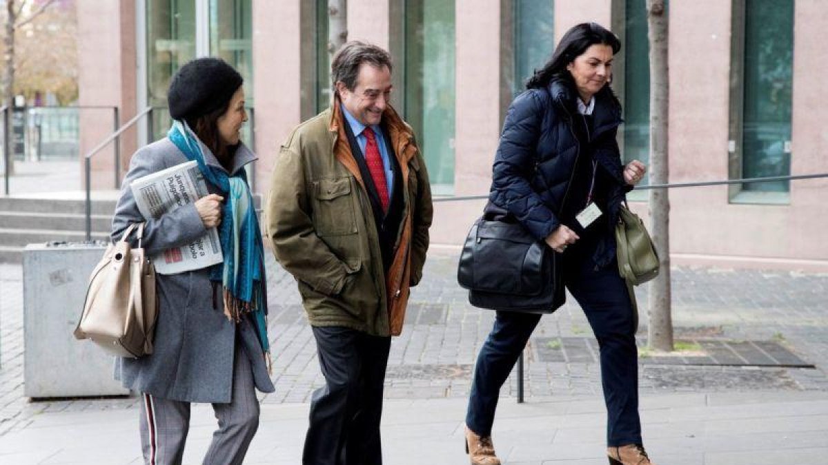 El magistrado Juan Antonio Ramírez , a su llegada al juzgado.-EFE