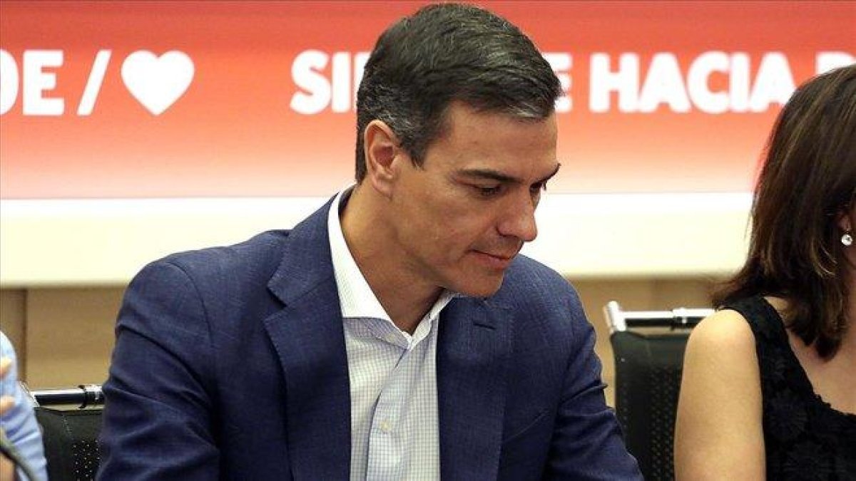 Pedro Sánchez, en la sede del PSOE.-DAVID CASTRO