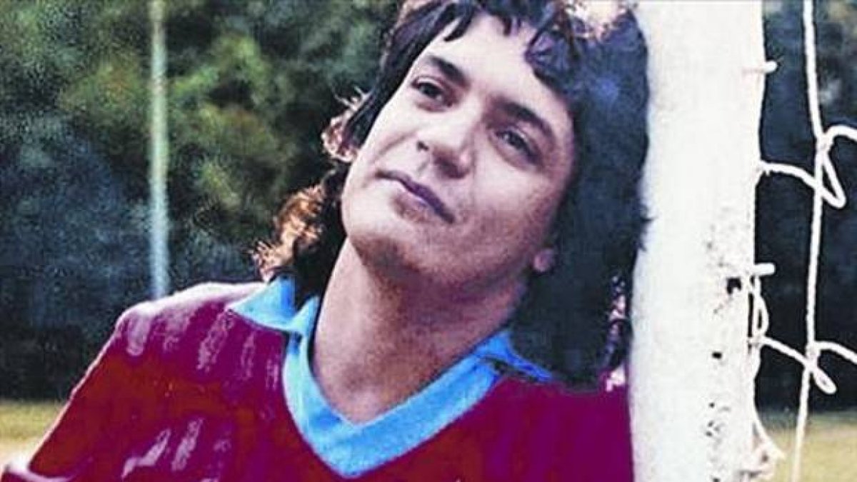 Carlos Henrique Raposo, con la camiseta del Ajaccio de Francia.-