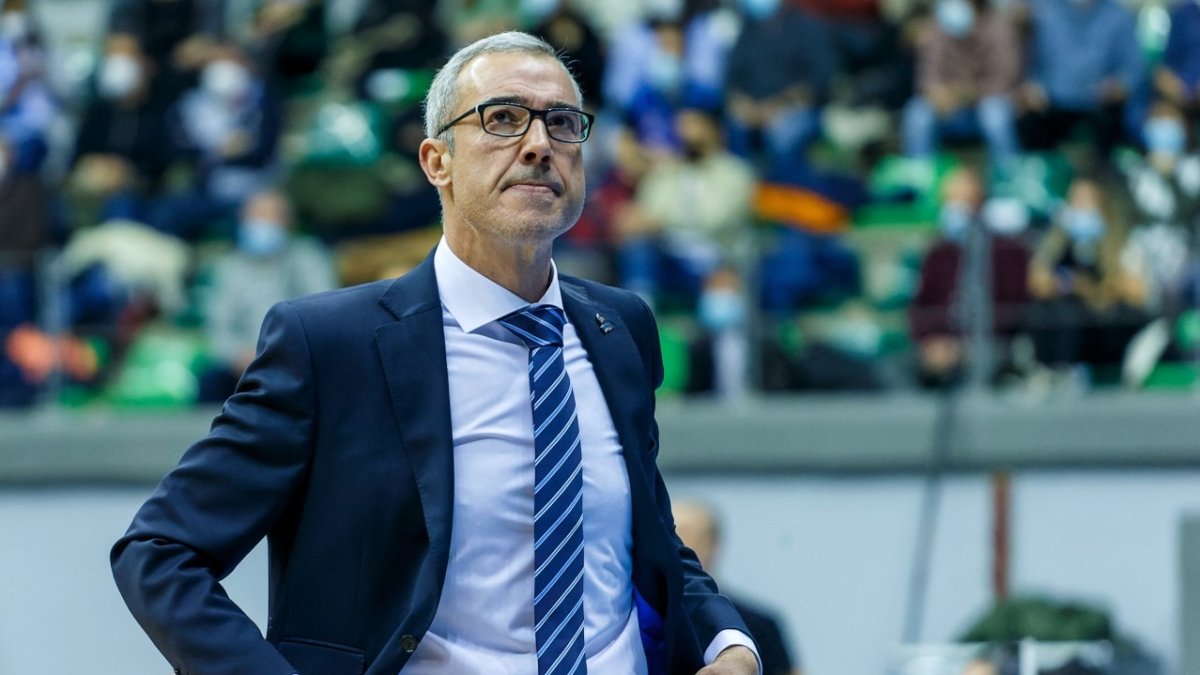 Olmos será protagonista a su pesar en el Pazo dos Deportes de Lugo. SANTI OTERO