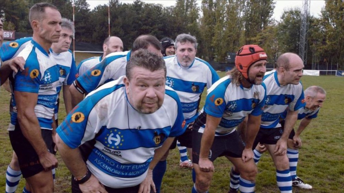 Imagen del especial 'Superalimentos', con Alberto Chicote jugando un partido de rugby.-