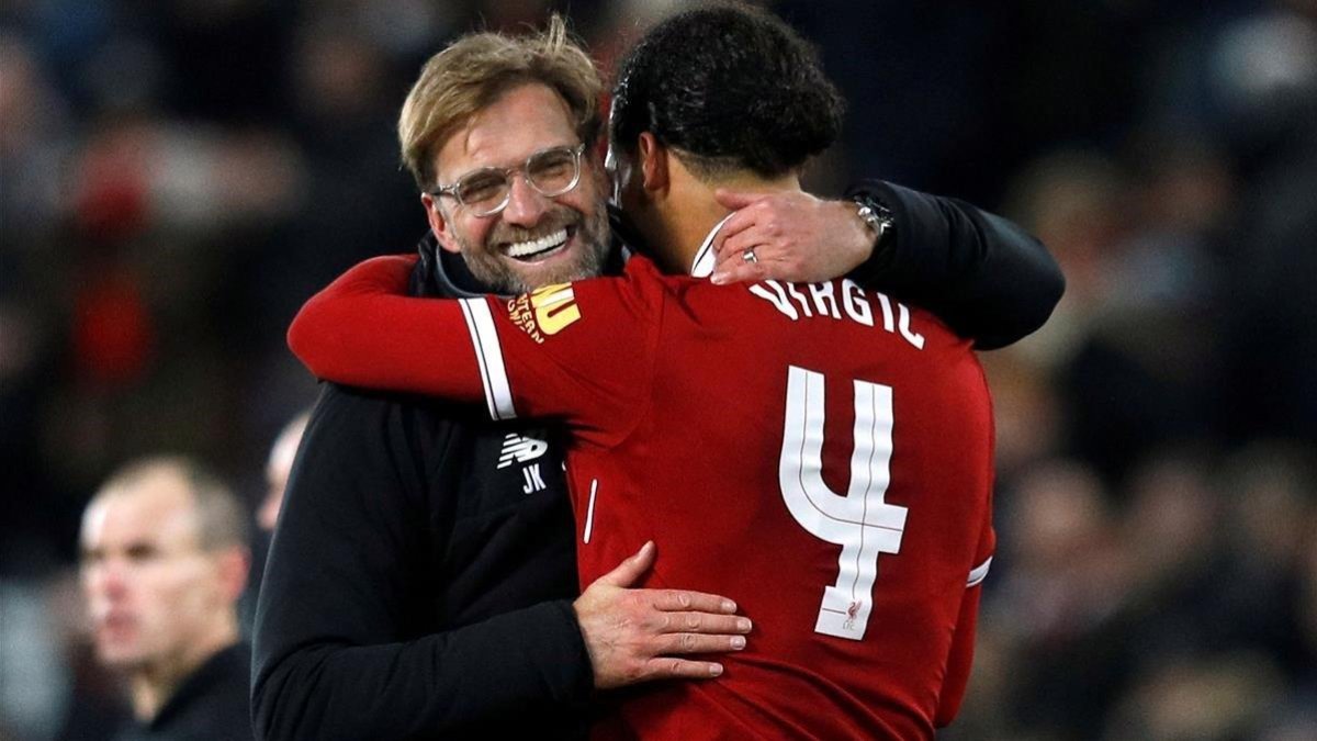 Jürgen Klopp mantiene al Liverpool líder en la Premier.-REUTERS / PHIL NOBLE