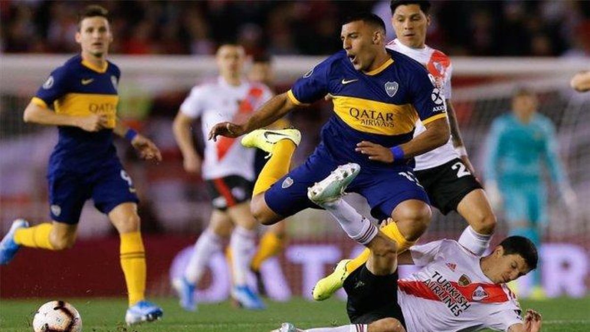 El súper clásico argentino entre River Plate y Boca Juniors.-EFE