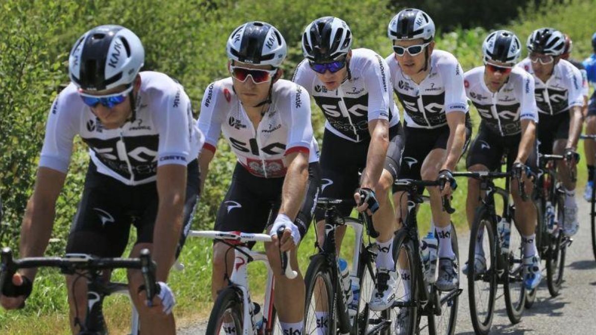 El Team Sky en competencia.-EL PERIÓDICO