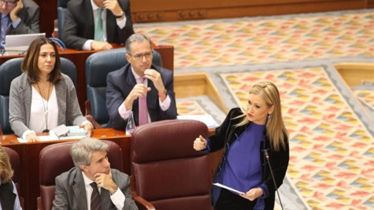 Cifuentes compareciendo en la Asamblea-PERIODICO