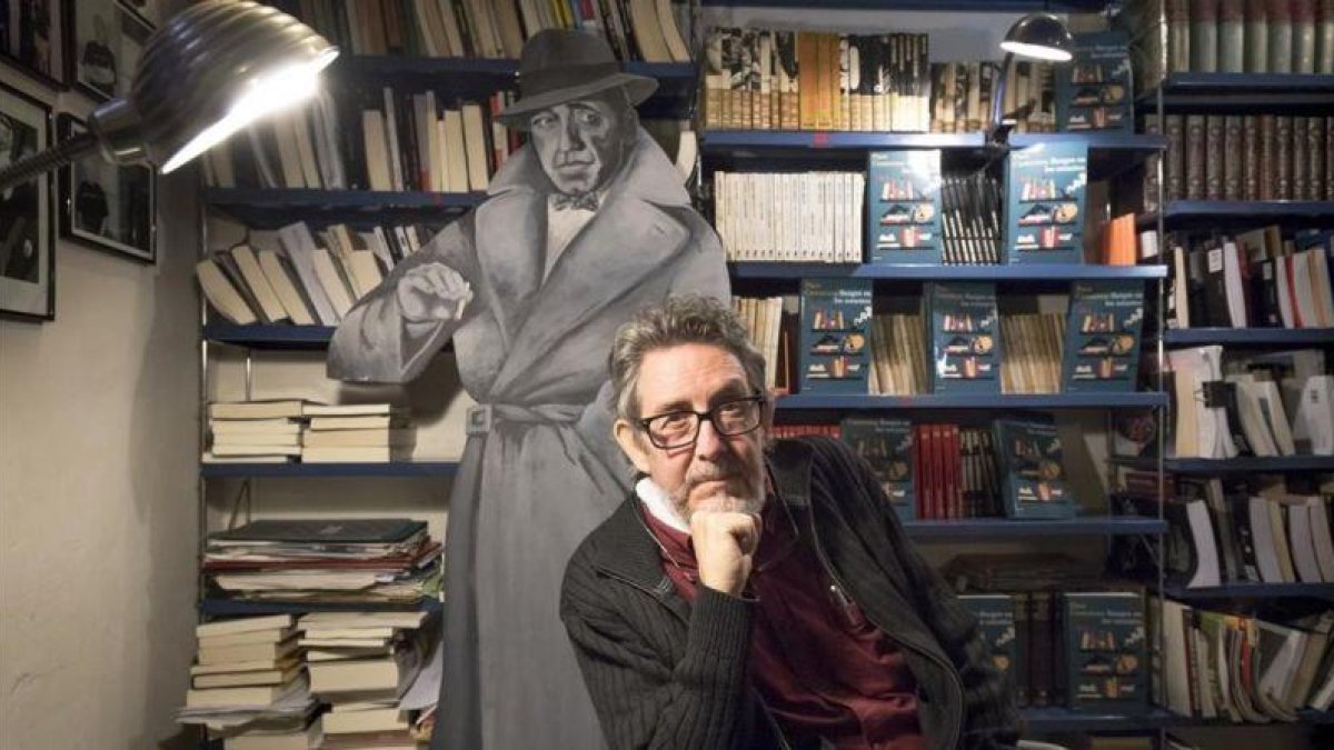 Paco Camarasa, en el local de Negra y Criminal.-FABRIZIO CORTESI