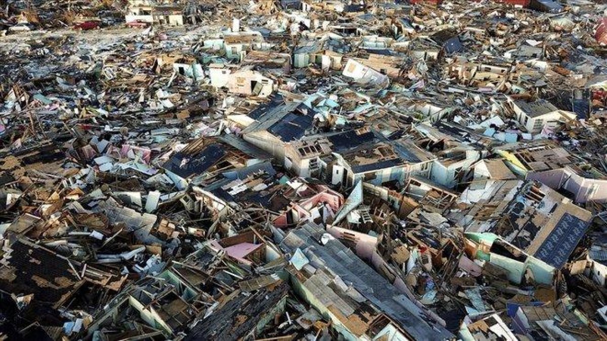 Imagen de la devastación producida por el Dorian en la isla de Gran Abaco, en las Bahamas.-AP / FERNANDO LLANO