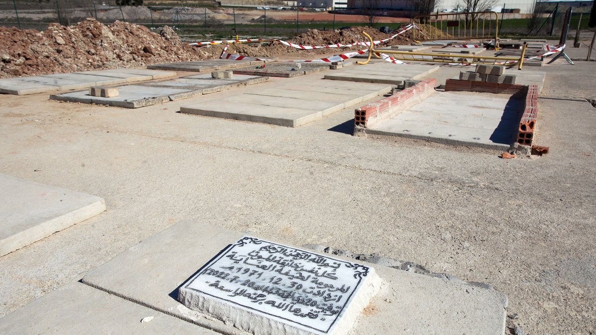 La ampliación del cementerio musulmán de Burgos permite disponer de 210 nuevos espacios más una zona de ampliación. TOMÁS ALONSO