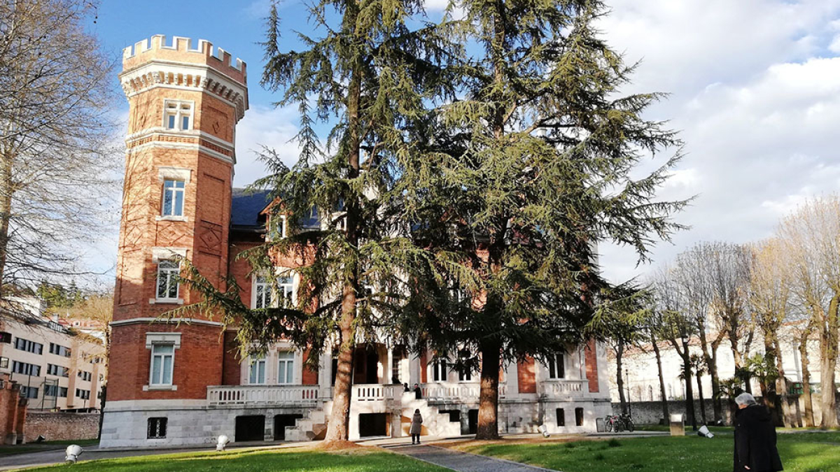El Palacio de la Isla, sede del Instituto de la Lengua.DARÍO GONZALO
