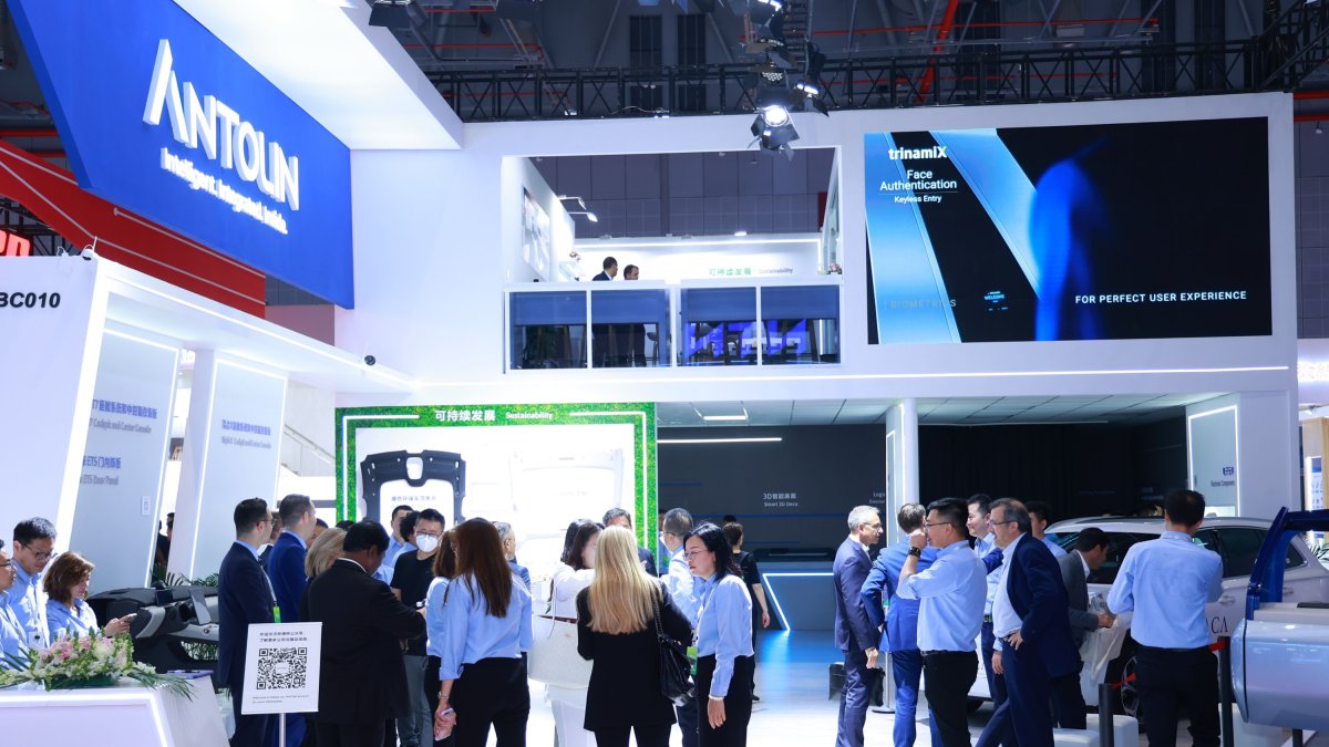 Antolin exhibe en el Salón del Automóvil de Shanghái 2023 sus soluciones integradas e inteligentes. ECB