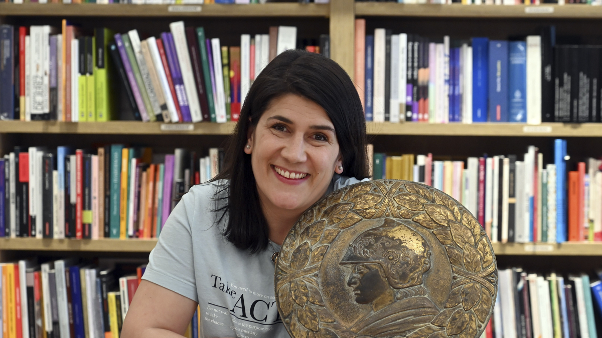 Lucía Alonso Rodríguez, responsable de la librería Hijos de Santiago Rodríguez. ICAL