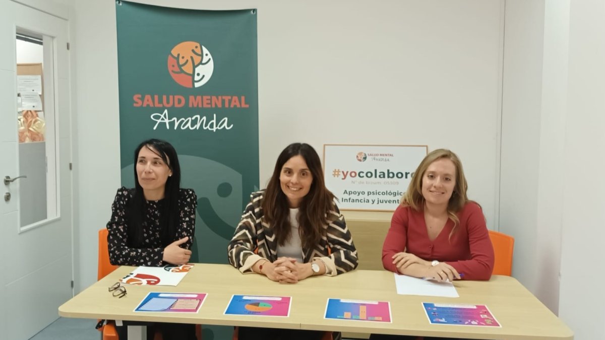 De izquierda a derecha. Blanca Cuesta, Eva Fernández y Alba Ortiz