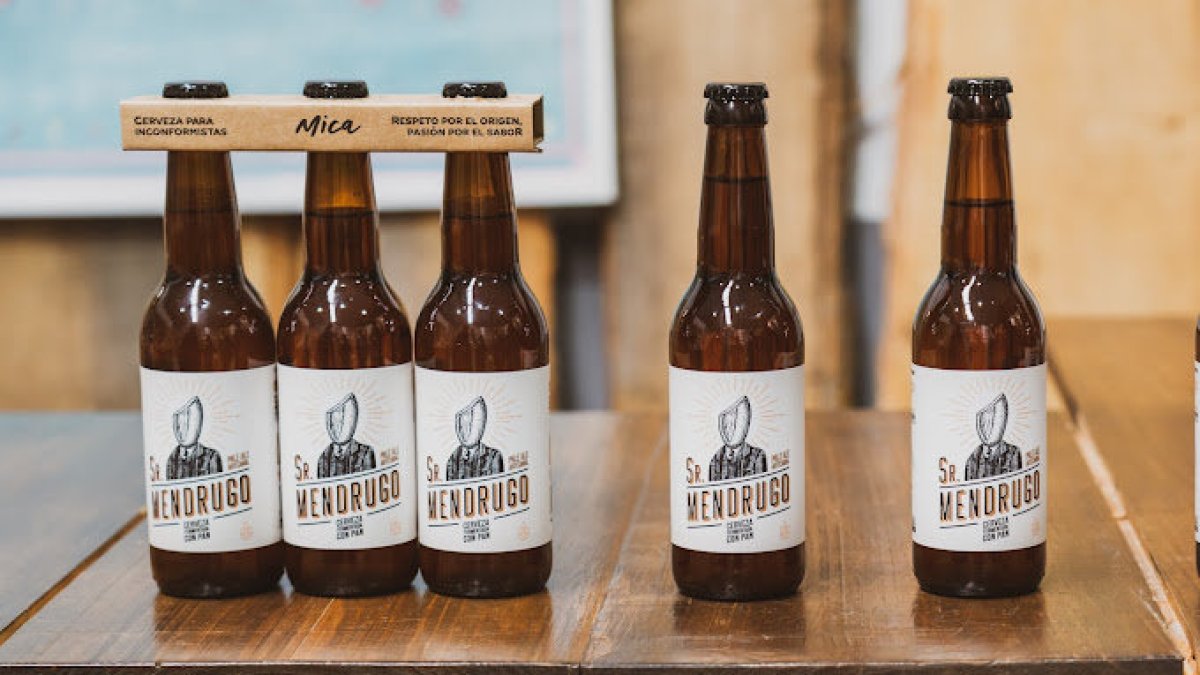 Botellas de Sr. Mendrugo. ECB