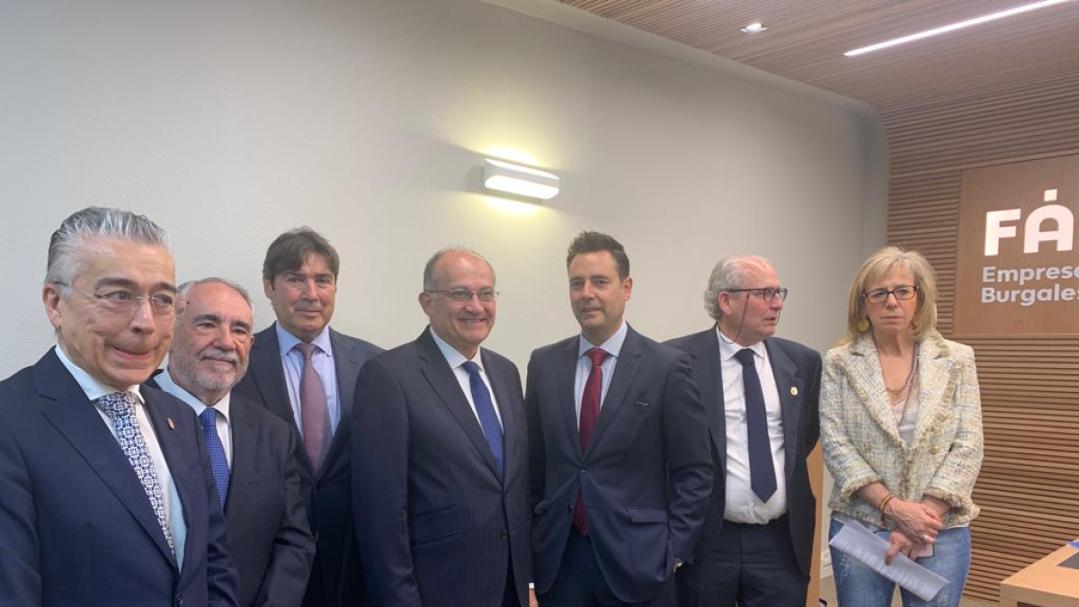 Imagen del encuentro entre FAE y Valenciaport.