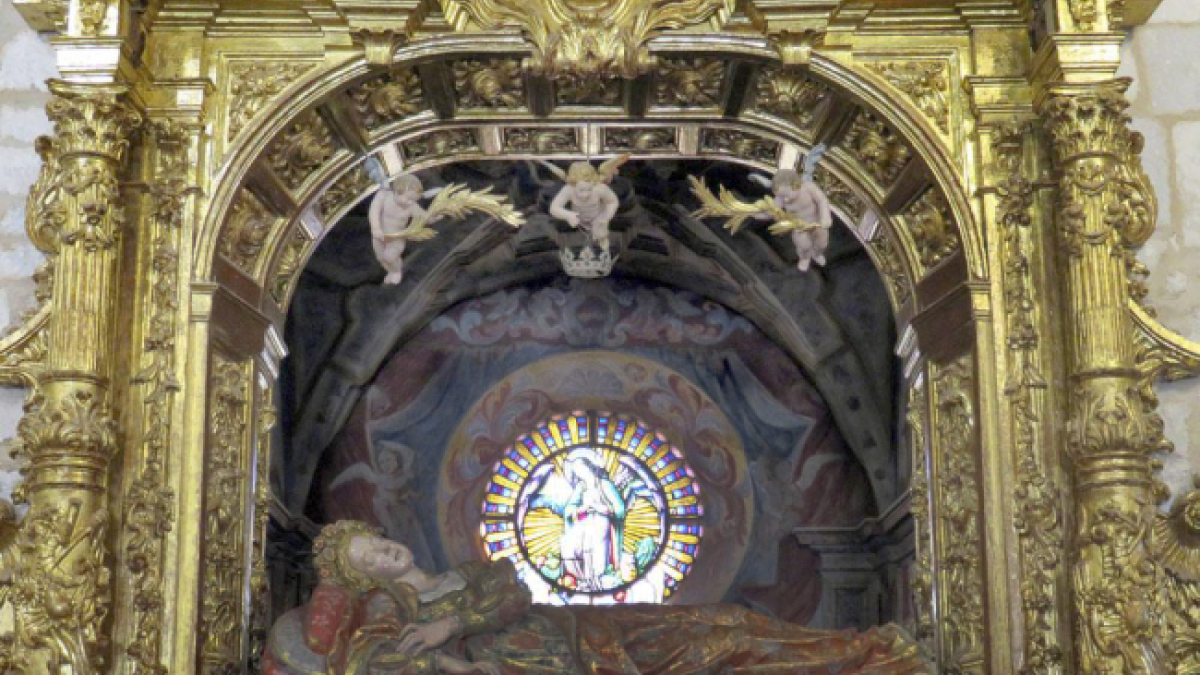 La imagen yacente de Santa Casilda en el santuario, una pieza maestra de Diego de Siloe