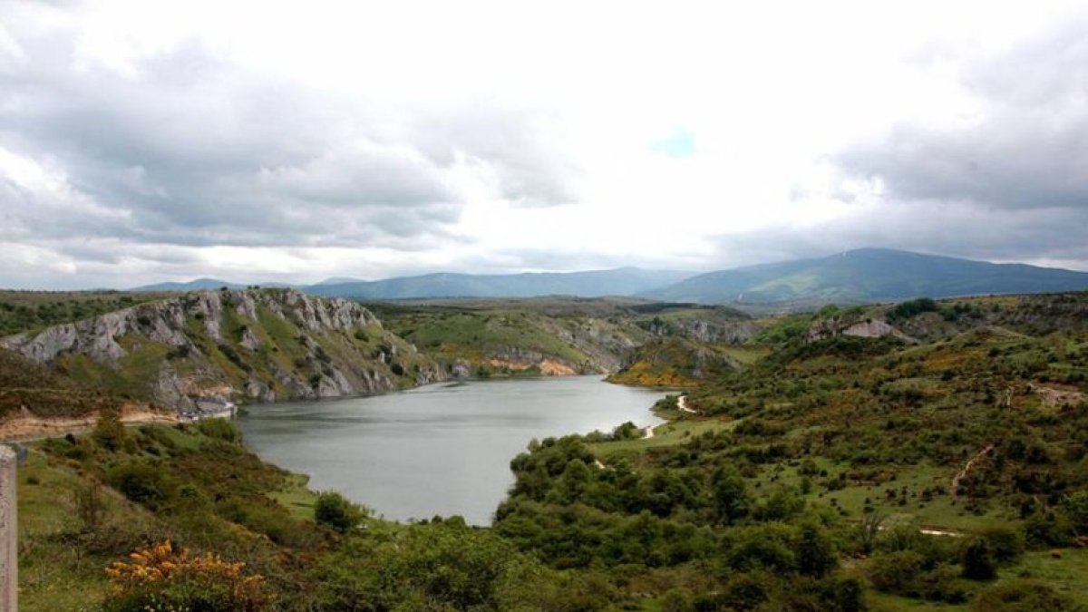 Vista general del embalse de Alba. ECB