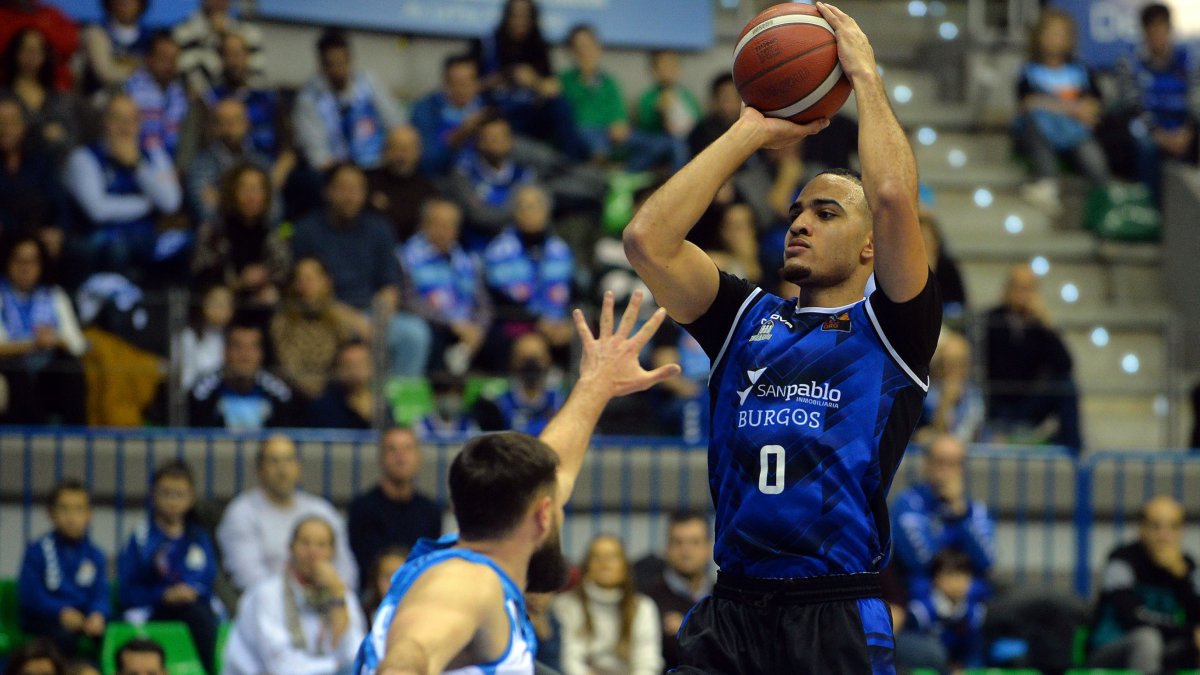 El ala-pívot estadounidense regresará al parquet tras un mes de baja. TOMÁS ALONSO