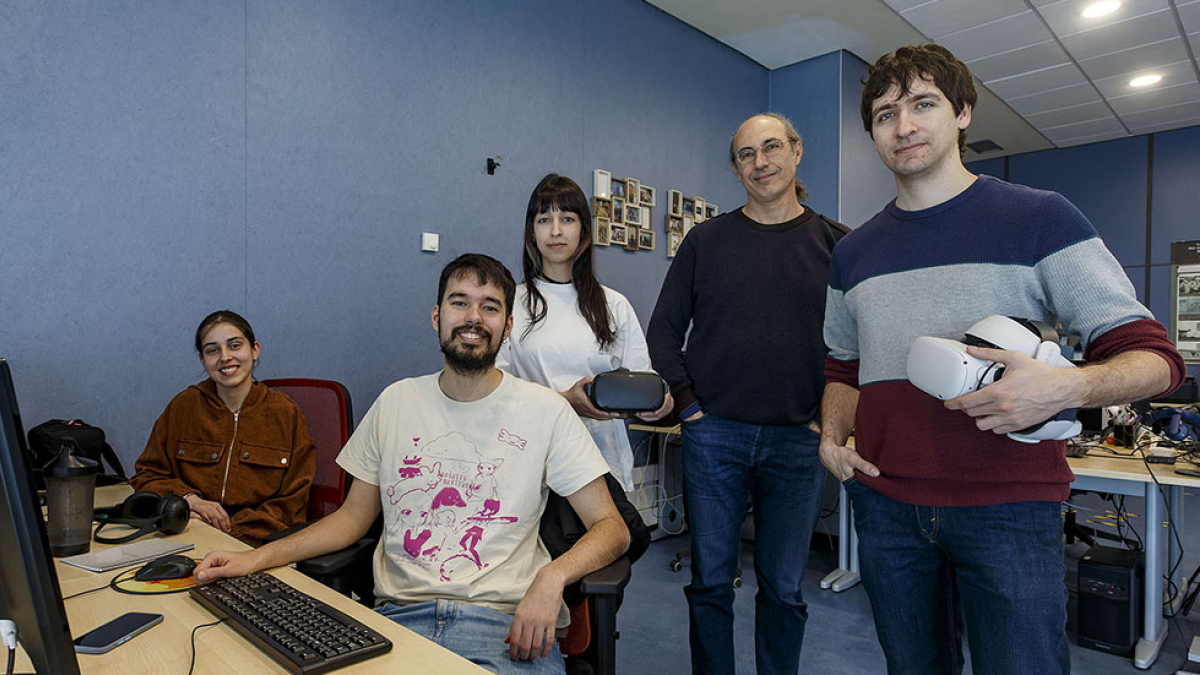 Imagen de los integrantes del grupo de investigación ‘Admirable’ de la Universidad de Burgos. TOMÁS ALONSO