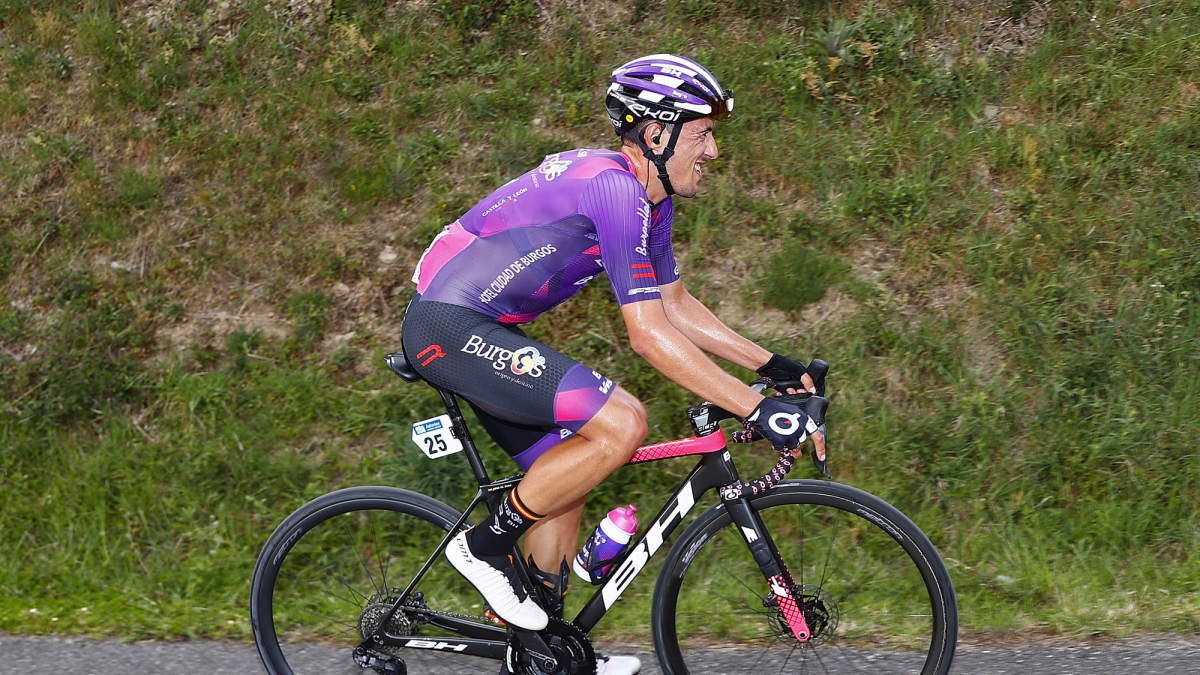 José Manuel Díaz, en el ascenso al Alto del Acebo.