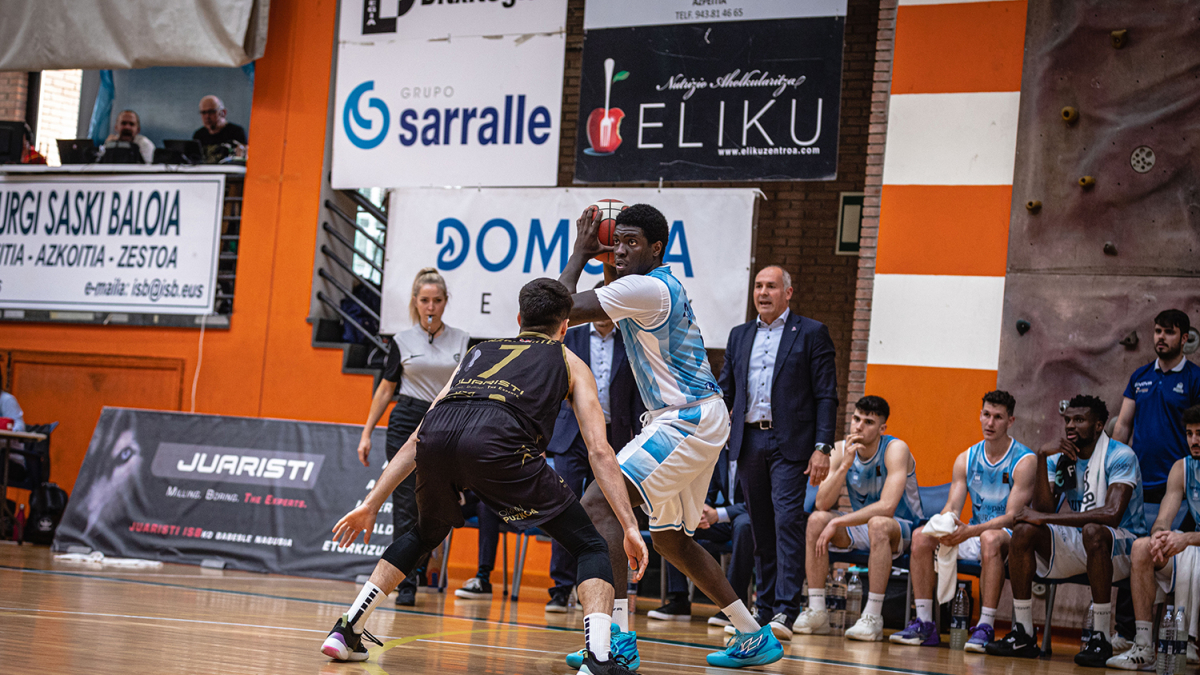 Khyri Thomas volvió a jugar con el San Pablo tras superar sus problemas musculares.
