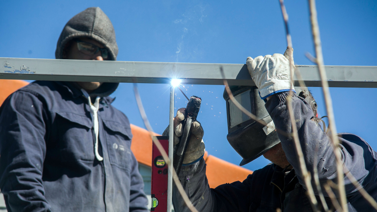 La construcción generó 9.000 ocupados, 900 más que en diciembre. A pesar de todo son 1.200 menos que en 2019.