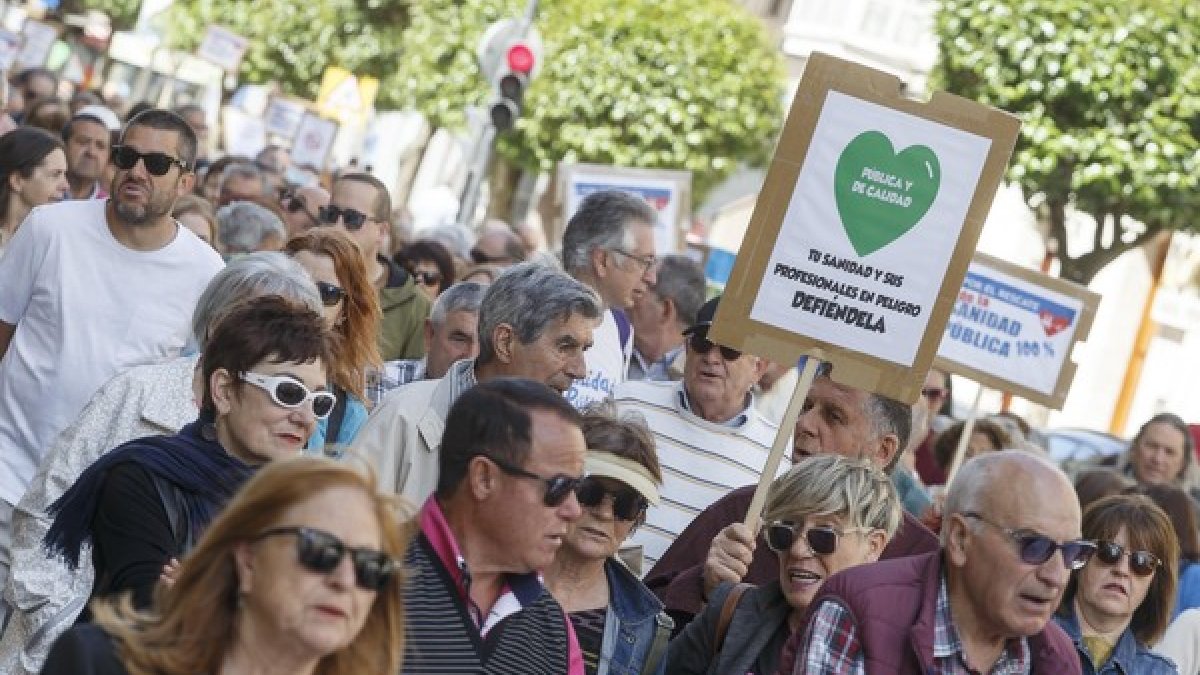 Imagen de archivo de una manifestación por la sanidad pública en Burgos