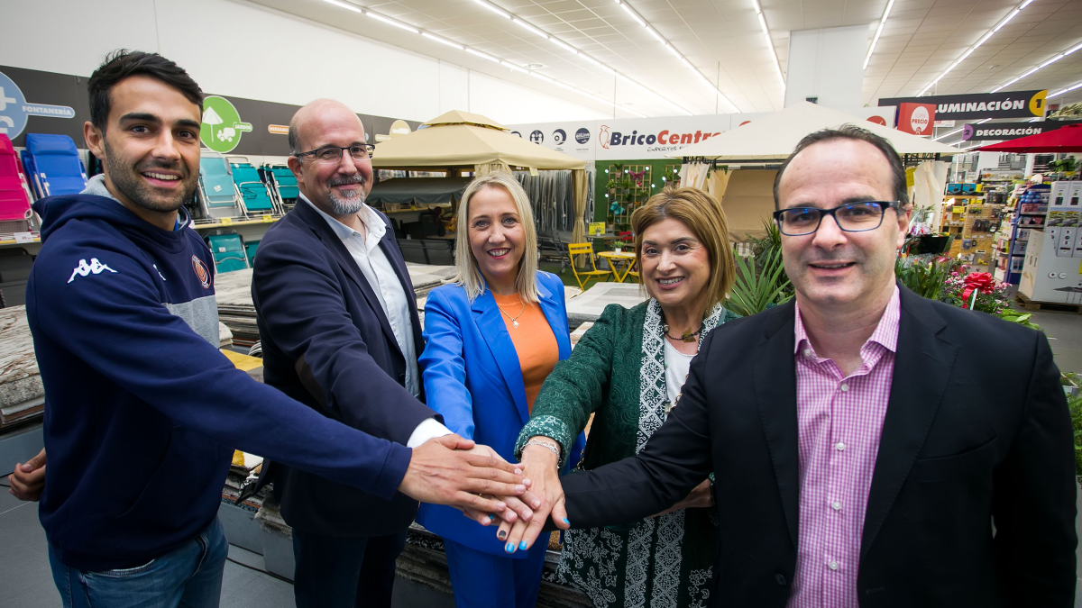 Ayoze Alonso, Guillermo Leal, María Isabel Sancho, alcaldesa de Lerma, Yolanda Lázaro y Diego Ocampo.