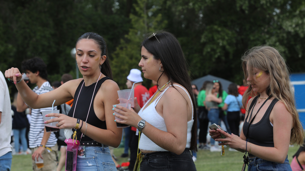 El Ayuntamiento quiere dar a los jóvenes alternativas de ocio que les alejen del botellón