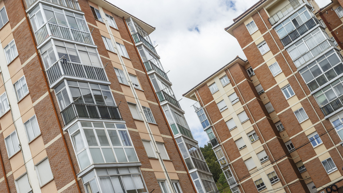 Edificios de viviendas en la capital burgalesa.