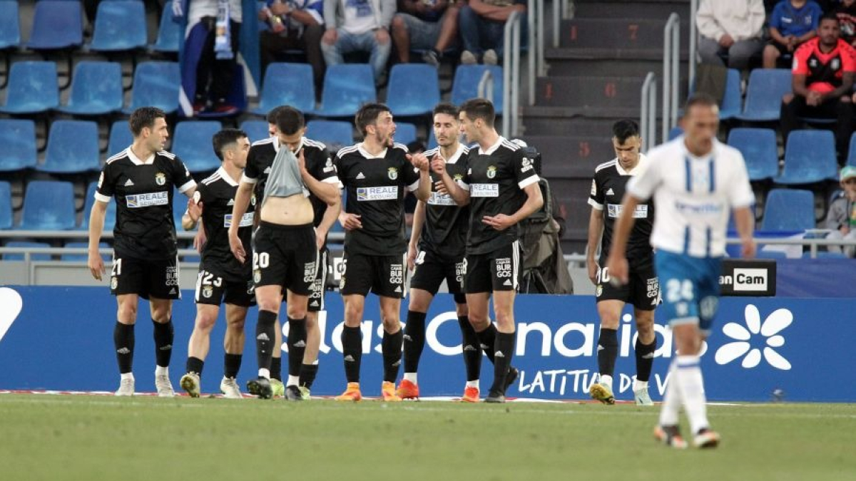 Imagen del encuentro disputado en el Heliodoro Rodríguez López de Tenerife.