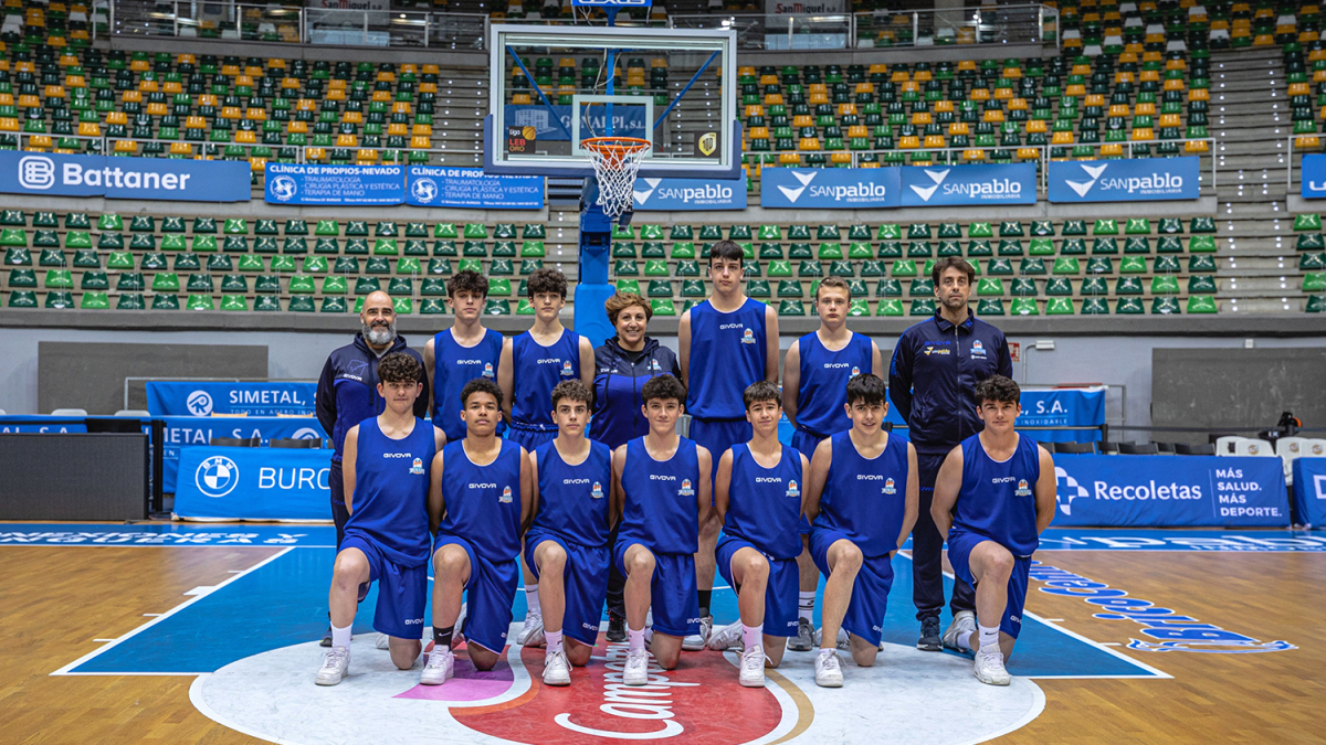Foto de equipo del San Pablo Burgos Azul.