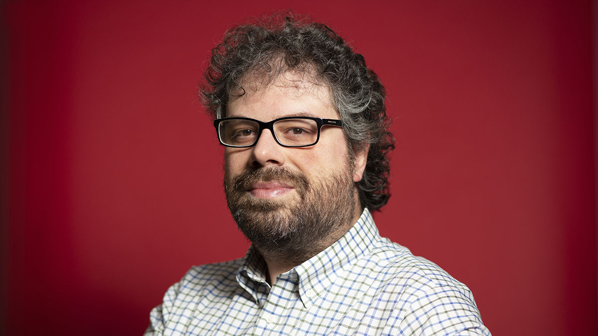 El escritor Sergio del Molino presenta en Burgos 'Un tal González'.