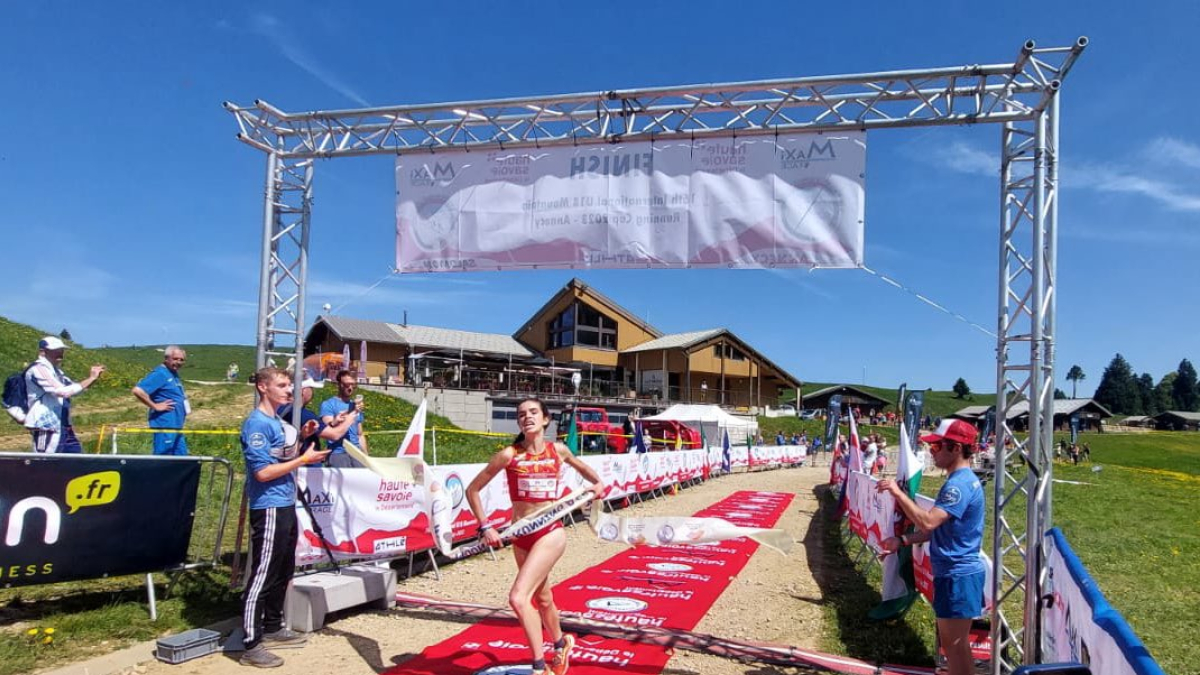 Herault, llegando a meta en primera posición.