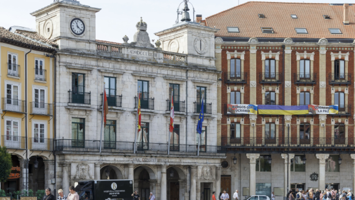 Vista del Ayuntamiento de Burgos