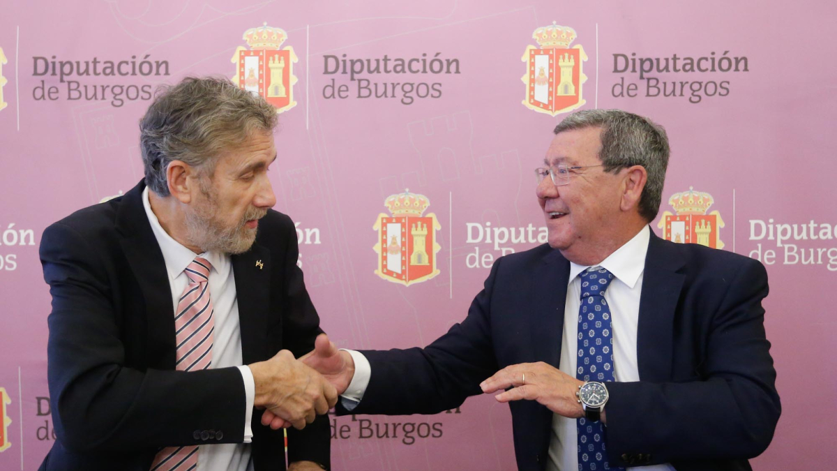 El rector de la Universidad, Manuel Pérez Mateos, y el presidente de la Diputación de Burgos, César Rico.