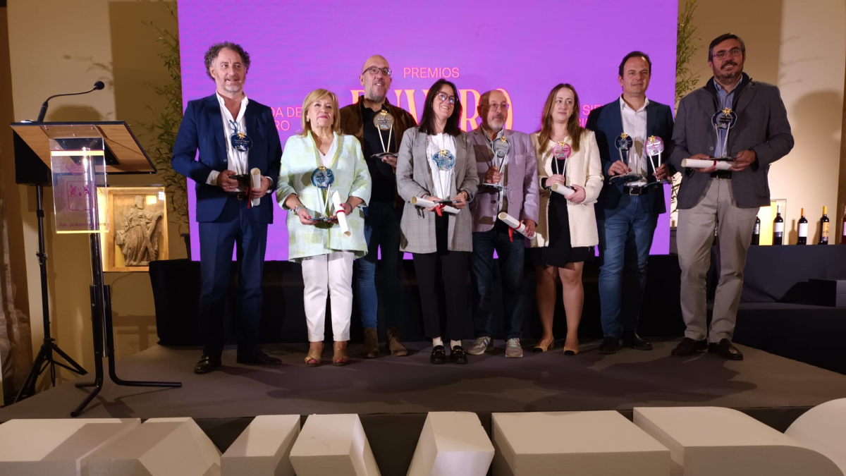 Imagen de los galardonados en los premios Envero