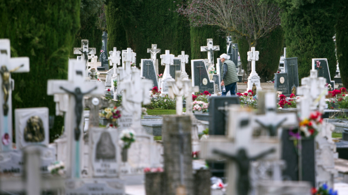 Vista parcial del cementerio de San José de la capital burgalesa.