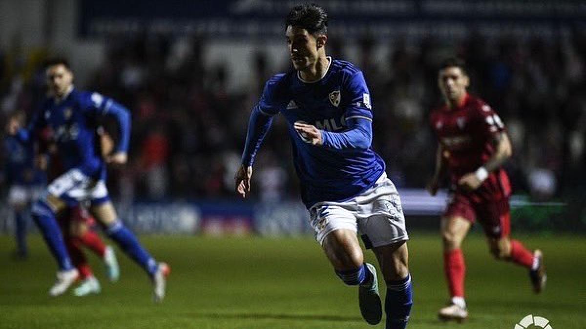 Álex Sancris durante un encuentro de Copa del Rey contra el Sevilla.