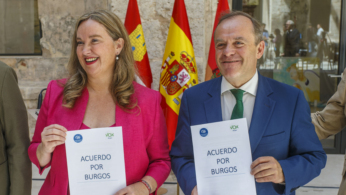 Cristina Ayala y Fernando Martínez-Acitores, la próxima alcaldesa y el vicealcalde, respectivamente.
