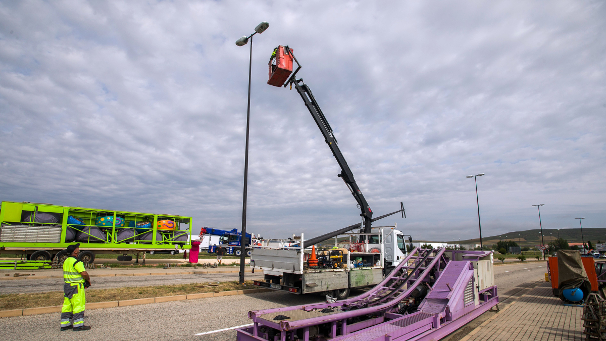 Imagen del montaje de las barracas