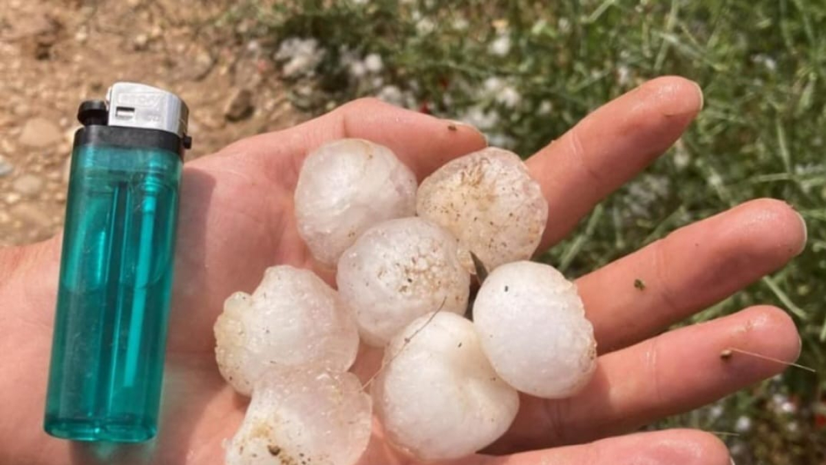 Imagen del granizo caído este fin de semana en Peñaranda