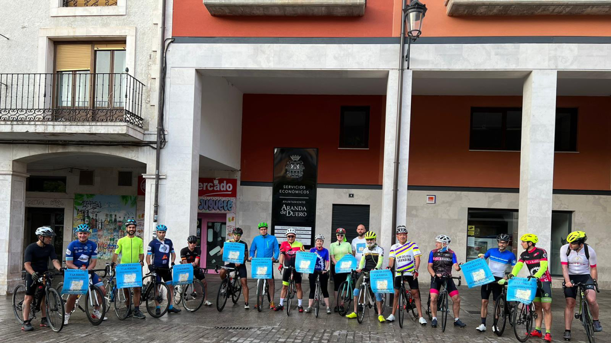 Una peregrinación ciclista pide la mejora de conexión ferroviaria con Aranda de Duero