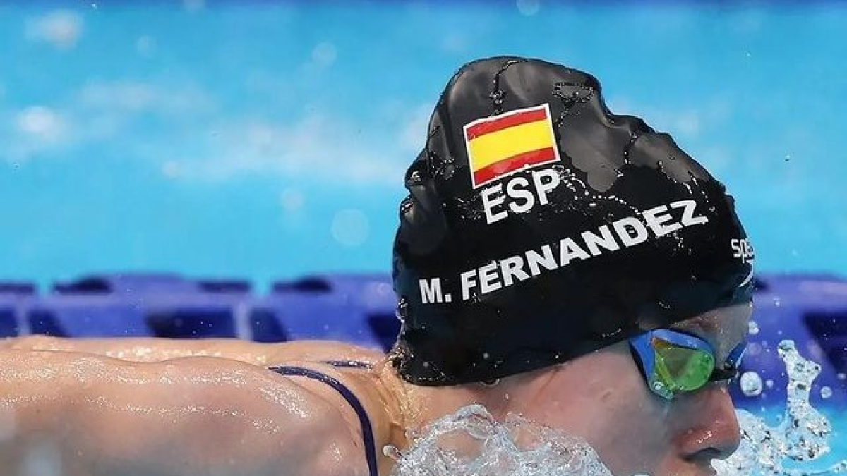 La nadadora burgalesa Marta Fernández, durante la competición en el campeonato de Cádiz.