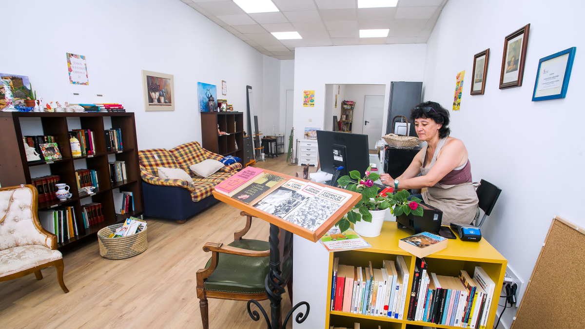 Libros, muebles y electrodomésticos de segunda mano