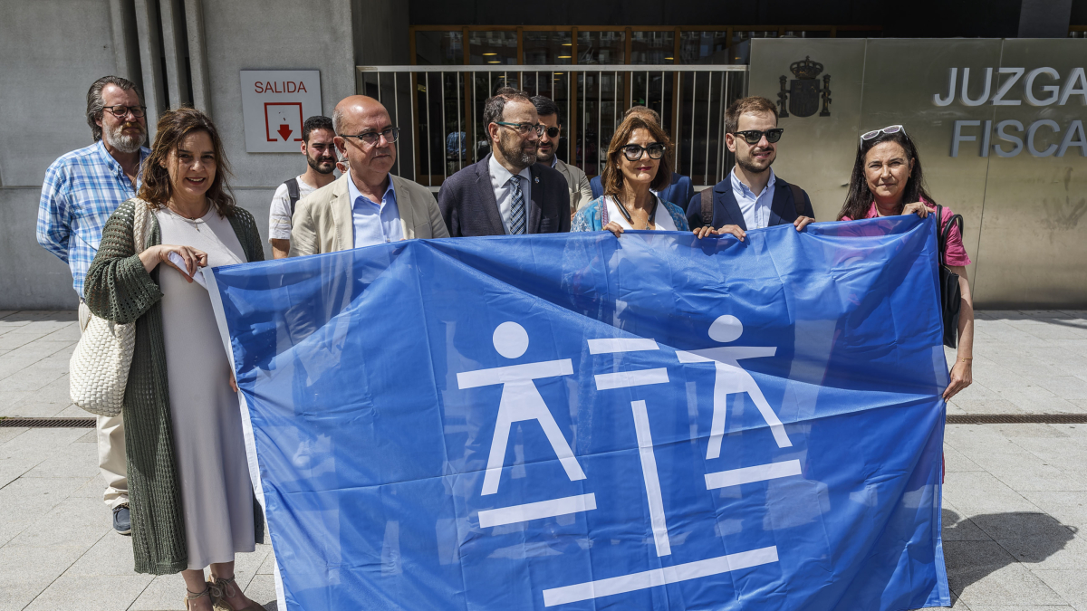 Abogados del turno de oficio de Burgos en los juzgados de Reyes Católicos.