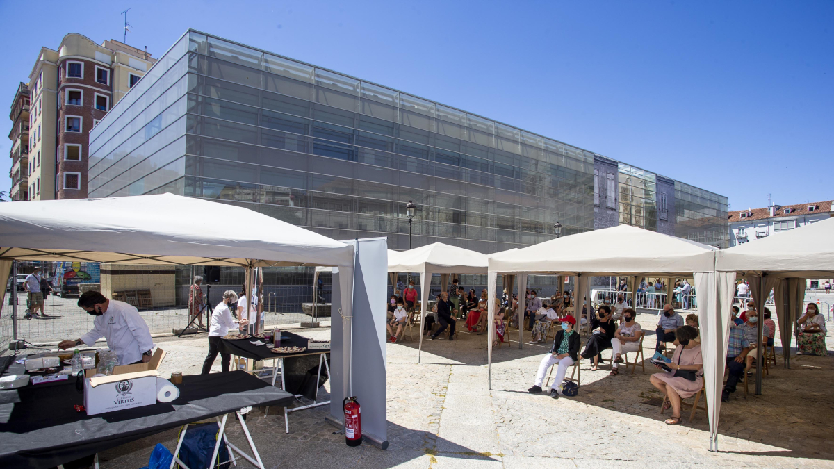 Imagen de la feria celebrada hace dos años en la plaza San Juan.