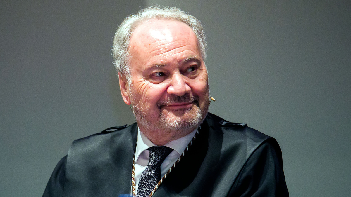 Juan Carlos Estévez, presidente del Consejo general de los Procuradores de España.