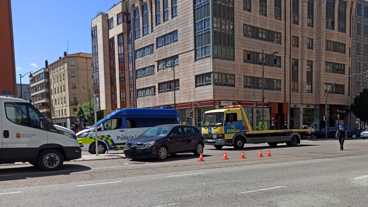 Imagen del accidente en la avenida de la Paz.